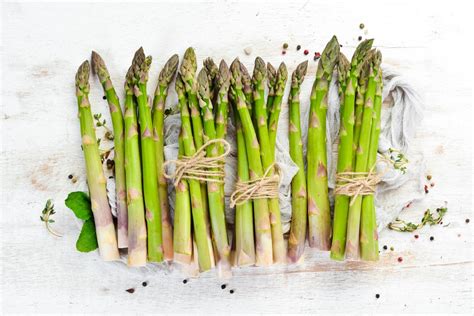 How Asparagus Can Kickstart Your Sex Drive Mens Health Steps