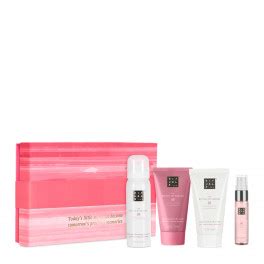 The Ritual Of Sakura Renewing Treat Set Rituals Sabina Store