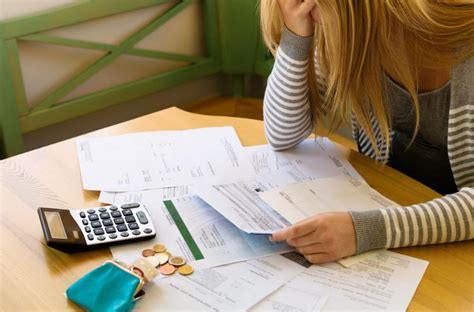 como superar  dificuldades financeiras moneymind especializada