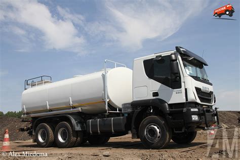 Foto Iveco Trakker Van Van Vliet Trucks Truckfan