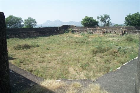 Heritage of Haryana: Fort at village Islampura near Narnaul