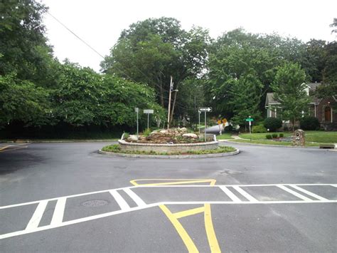 Mini Roundabout | National Association of City Transportation Officials