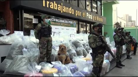 La Policía De Perú Confisca Un Alijo De Cinco Toneladas De Marihuana Y Cocaína Rmarihuana