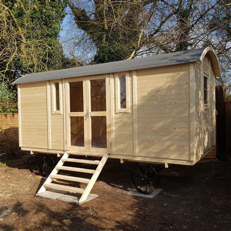 Shepherd Hut Patricia Deluxe Shepherds Hut Garden Buildings Produce Gardening