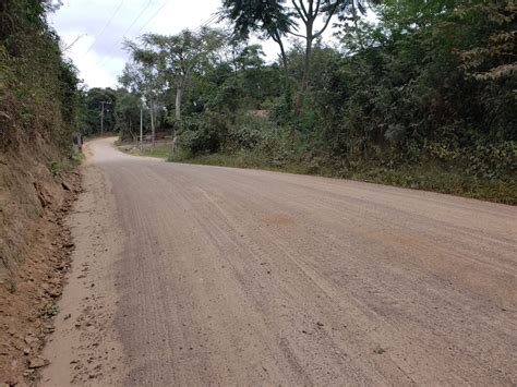 Estrada do distrito de Ribeirão Pequeno terá mais um trecho asfaltado