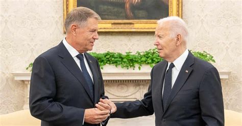 Klaus Iohannis A Discutat Cu Biden Despre Candidatura Sa La Efia Nato