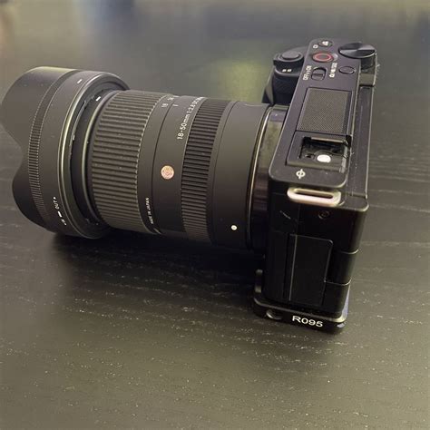 ZV E10 Sigma 18 50mm F 2 8 Photography Cameras On Carousell