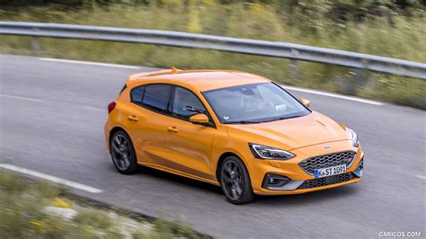 2019 Ford Focus St Euro Spec Color Orange Fury Front Three Quarter