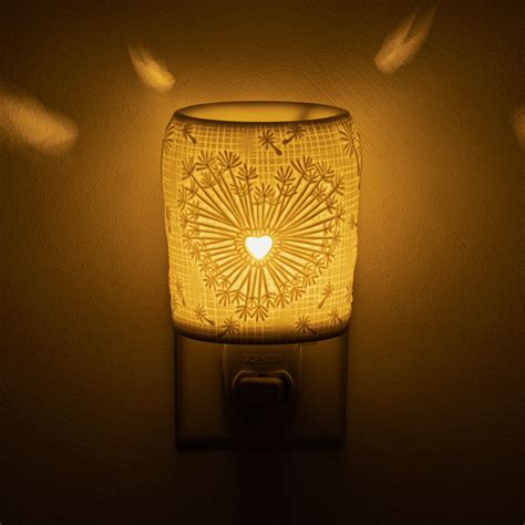 Love Wishes Scentsy Plug In Warmer 2024