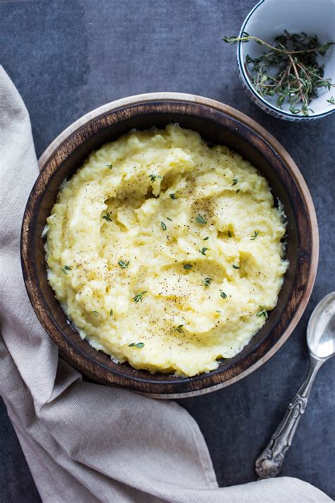 Fluffy Buttermilk Vegan Mashed Potatoes