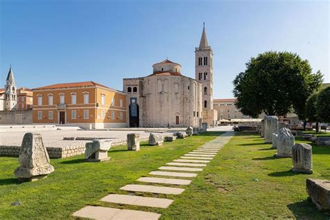 Zadar Visita histórica privada a pie por el casco antiguo GetYourGuide