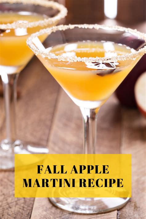 THE BEST FALL APPLE MARTINI RECIPE