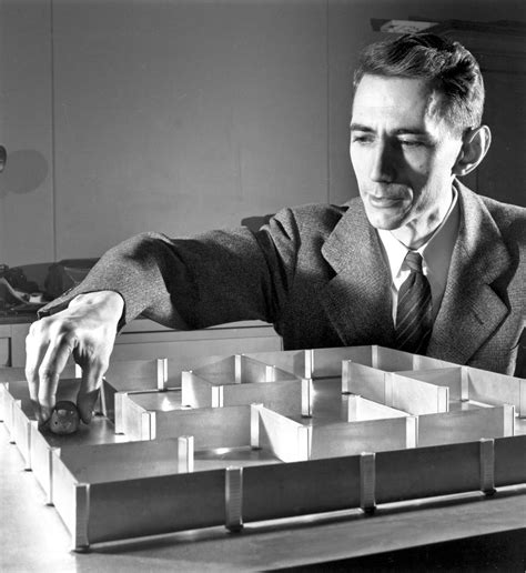 Claude Shannon | Hackaday