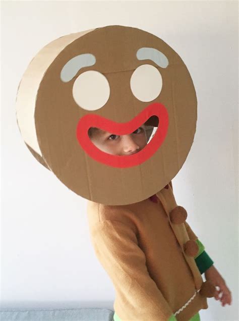 Gingerbread Man Costume | Gingerbread man costumes, Shrek costume diy, Diy costumes kids