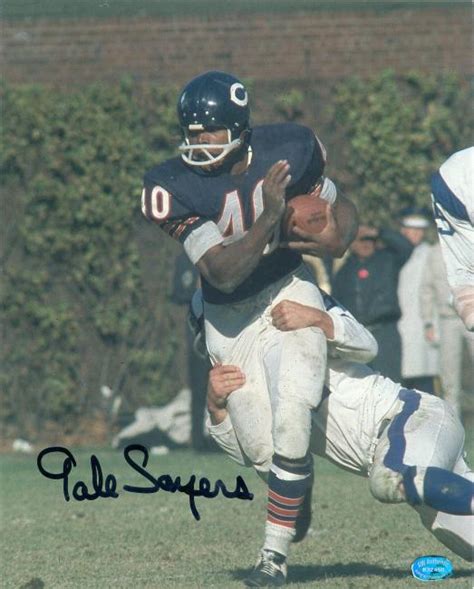 Gale Sayers autographed 8x10 Photo (Chicago Bears) Image #4