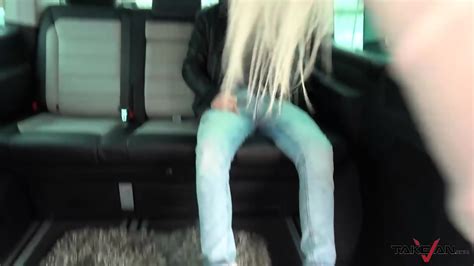 Natural Babe Fucked In Van