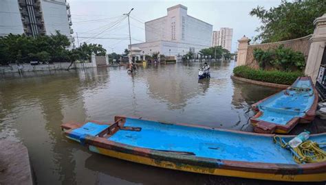 Kerala Weather Update Very Heavy Rainfall Predicted Till Tomorrow