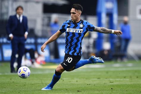 Inter Lautaro Martinez Si Allena In Argentina In Attesa Di Tornare In