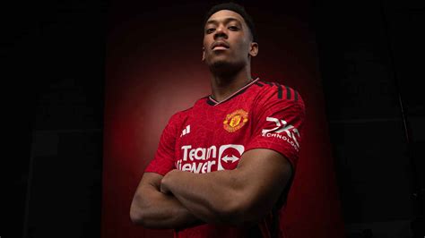 Gallery Of Nick Eagle Portrait Photos From Man Utd S New 2023 24 Home