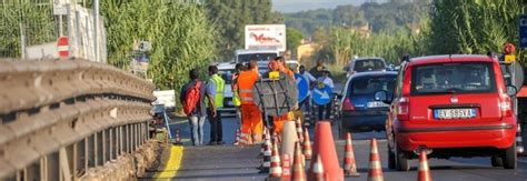 Roma Tenta Il Suicidio Gettandosi Dal Viadotto Della Magliana Salvato