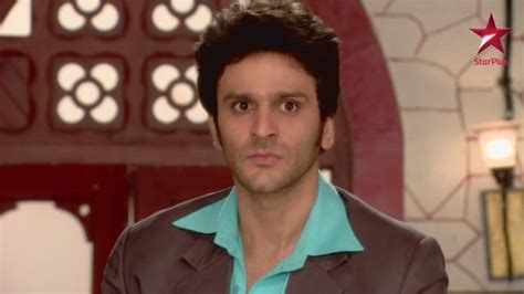 Ek Hazaaron Mein Meri Behna Hai - Watch Episode 19 - Sambhav Submits ...