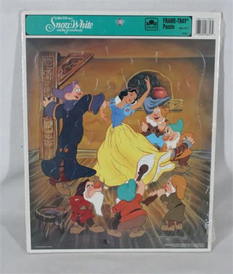 Rare Vintage Walt Disneys Snow White The Seven Dwarfs Frame Tray