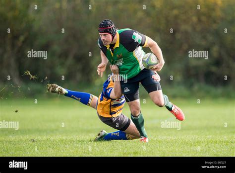 Rugby Players Tackling Hi Res Stock Photography And Images Alamy