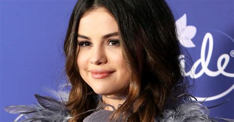 Selena Gomez Desabafou Por Conta Das Cr Ticas Pela Sua Apar Ncia