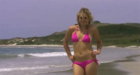 Tessa James Nuda ~30 Anni In Home And Away