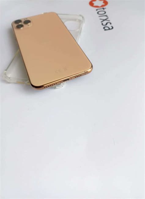 iPhone 11 Pro Max 256GB, Gold (Pre-Owned) – New and Pre-Owned Technology