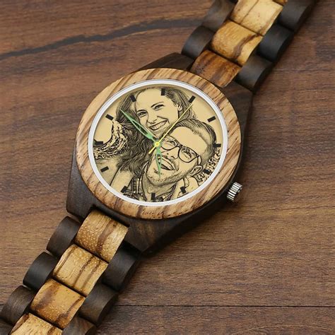 Montre photo en bois gravée pour homme avec bracelet en bois