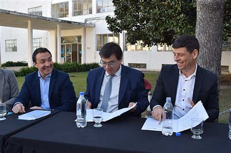 Firma De Convenio Con El Ministerio De Trabajo Empleo Y Seguridad