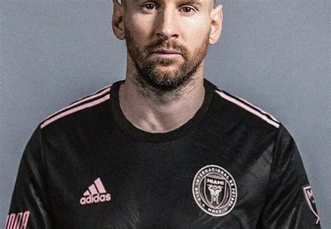 Transfer Messi Officially Confirms His Move To Inter Miami Six