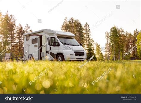 122,400 Caravan Images, Stock Photos & Vectors | Shutterstock