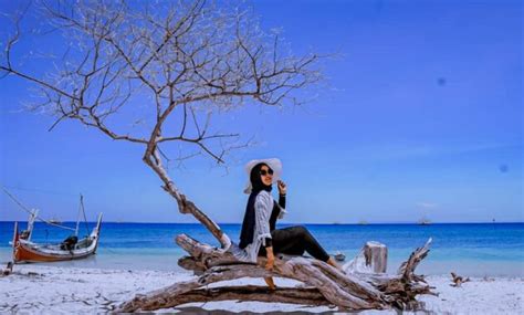 Wisata Ke Pulau Gili Labak Madura Traveling News