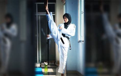 Mengenal Atlet Taekwondo Berhijab Mariska Halinda