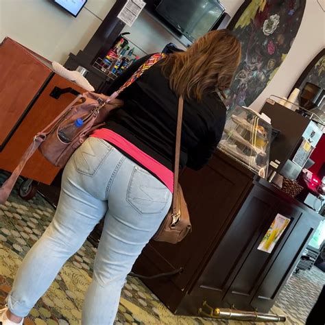 Thick Pawg Bbw In Jeans With Vpl Tight Jeans Forum