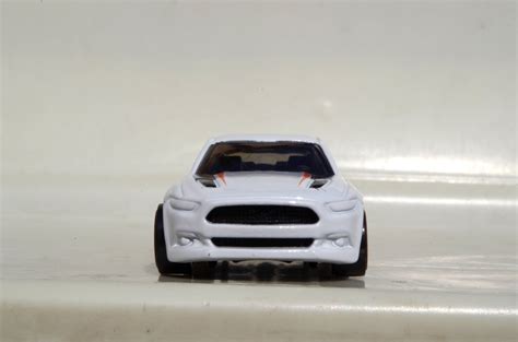 Mustang Fan Peru Ford Mustang GT Hot Wheels