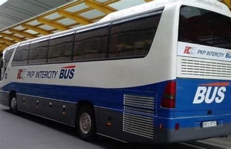 PKP IC Duży przetarg na komunikację autobusową Rynek Kolejowy