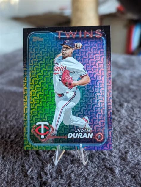 Jhoan Duran Topps Series Pellicola Arcobaleno Vacanze Di Pasqua