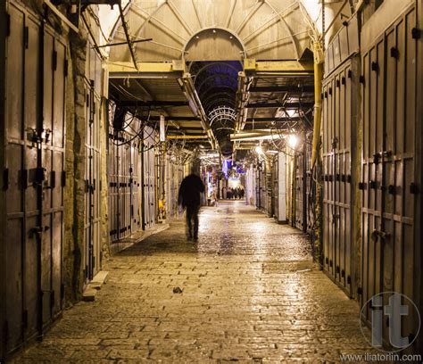 Jerusalem at night by Ilia Torlin Travel Photography