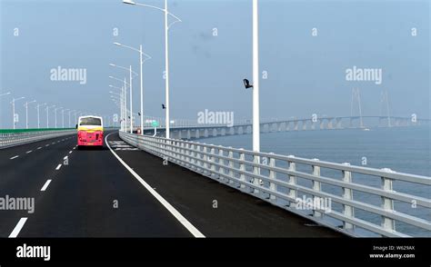 View Of The World S Longest Cross Sea Bridge The Hong Kong Zhuhai