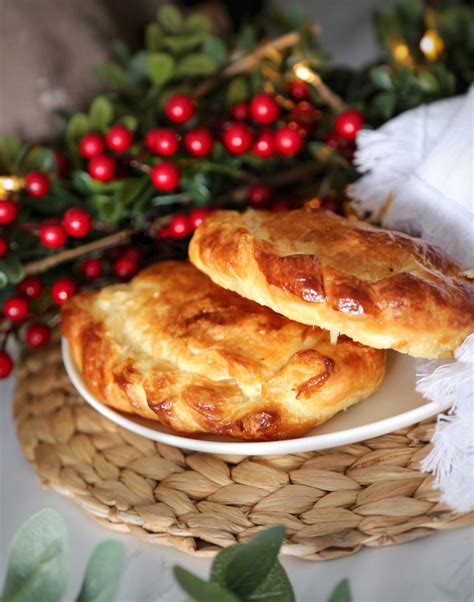 Festive Bake Recipe - Easy homemade pasties ready in just 30 minutes!