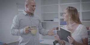 Secretary Chick Gets Some Sexual Offers From Horny Boss Tnaflix