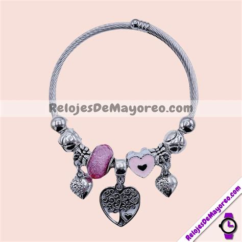 Pulsera Tipo Pandora Con Pedreria Lila Y Dijes De Corazones Plata