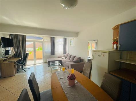 Novalja Sob Apartman M S Velikom Terasom