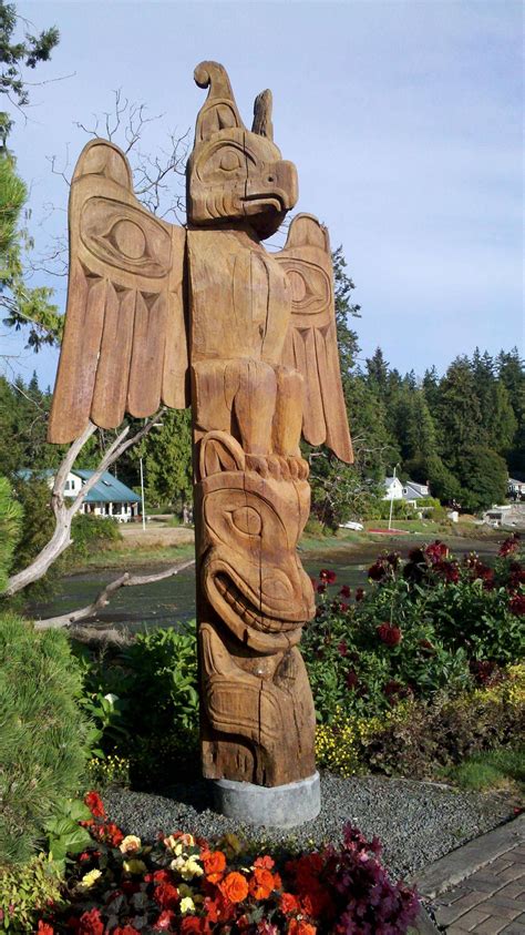 Pacific Nw Native American Totem Pole Seattle And Washington