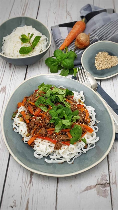 Asiatische Reisnudeln Mit Hackfleisch Lydiasfoodblog