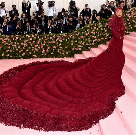 140 Best Met Gala Dresses Of All Time Met Ball Best Dressed Celebrities