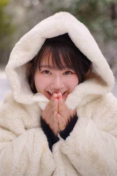 ももたろう on Twitter RT momotaro idol 2023年初めての雪撮影 まゆめさん mayume73 ゆきんこ